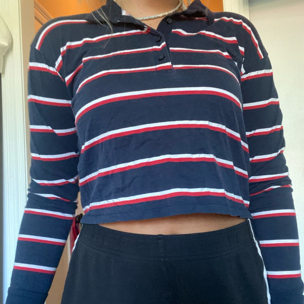 Long sleeve crop top